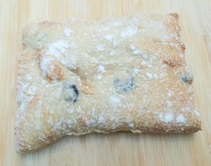 olive ciabatta (whole-grain) #Veganuary at Vegan Daum 비건다움 in Seoul