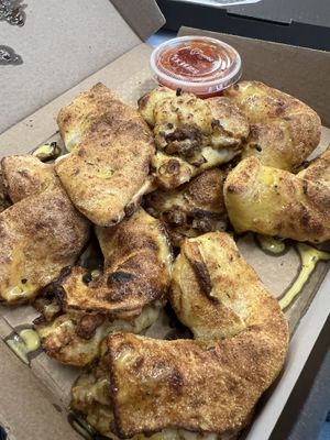 vegan knots   at &pizza in Union