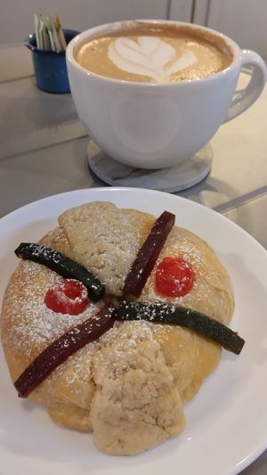 Rosca #Veganuary at I Quit - Café & Bakery in Mexico City
