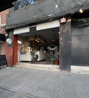 The frontage might look shabby but it’s nice inside and you can tell the staff really care. Also, love the sign on the back wall 😂  at I Quit - Café & Bakery in Mexico City