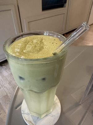 Matcha coco   at I Quit - Café & Bakery in Mexico City