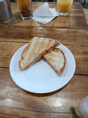 Griller Cheese at I Quit - Café & Bakery in Mexico City
