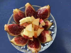 Bowl de frutas. at Lola's Brunch in El Prat De Llobregat