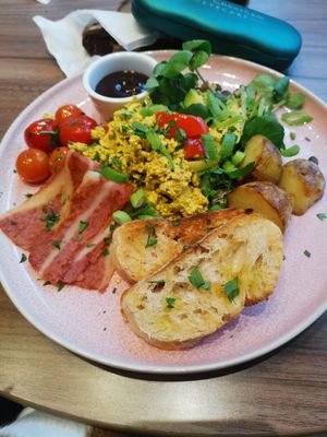  at Francesca's in Scarborough