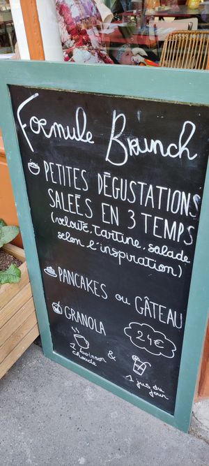  at Café Klin in Paris