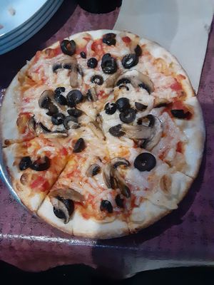 Olive and mushroom 8 inch pizza at Tom's Extreme Pizzeria in Ocean Springs