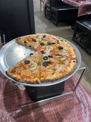  Good pizza!  Vegan cheese!  Beer!    at Tom's Extreme Pizzeria in Ocean Springs