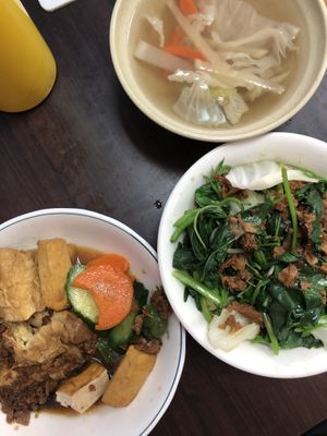   at Mama Lai - 賴媽媽素食 in Taipei