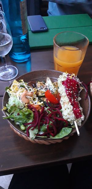 "Vegan Bowl" (my favourite) at Vegan House - Schillerplatz in Dresden