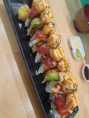 Vegan Nirvana Roll at Tama Sushi Ramen and Vegan in Huntington Beach