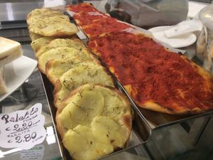 Focaccia at Vegustibus in Rome