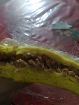 Vegan Tuna and tomato at Vegustibus in Rome