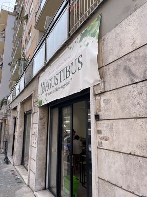   at Vegustibus in Rome