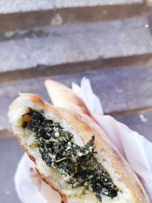 Calzone with spinach 😋 at Vegustibus in Rome