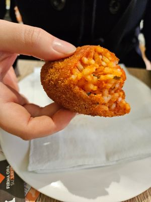 Rice inside suppli at Vegustibus in Rome