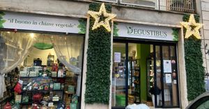 The windows  at Vegustibus in Rome