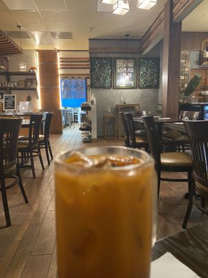 Refreshing Thai tea 🤤♥️  at Thai Vegan in Santa Monica