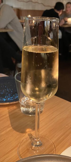 Cava flocs reserva: nice at Madre in Amsterdam