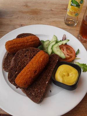 Kroketten at De Vrienden van de Burgemeester in Zoetermeer