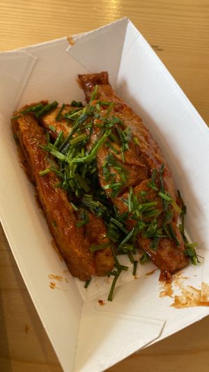 Buffalo ribs (textured soy with good taste)   at Theory in Levallois-perret