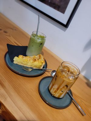 Vegan apple pie, matcha oat latte, caramel oat macchiato (both iced) at Café Bota in Tubingen