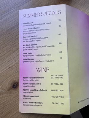 Menú Summer specials + wine  at Share Sweet and Espresso Bar in Prague