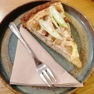 Quiche-tarte with tofu and spring onions at Share Sweet and Espresso Bar in Prague