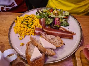 Tofu scramble at Share Sweet and Espresso Bar in Prague