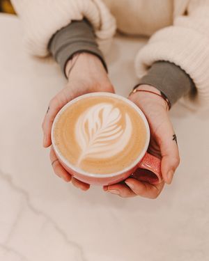 Kvalitní káva. at Share Sweet and Espresso Bar in Prague