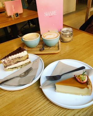   at Share Sweet and Espresso Bar in Prague