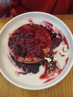 Livanec (pancakes) at Share Sweet and Espresso Bar in Prague