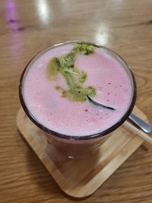  at Share Sweet and Espresso Bar in Prague