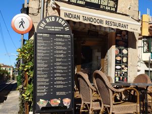 Vegan and vegetarian curries at The Red Fort II in Mallorca