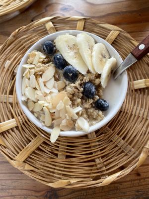 Overnight-Oats  at Panaderia Las Canastas in Mazunte