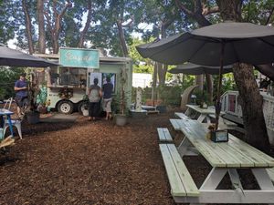 Outside eating area at Seaside Eatery in Key Largo
