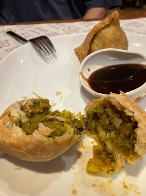 Samosas  at Vegan Mount in Barcelona
