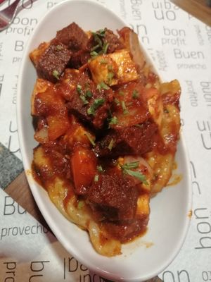 Momos with tofu and seitan at Vegan Mount in Barcelona