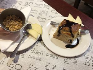 Apple crumble + Pear cake  at Vegan Mount in Barcelona
