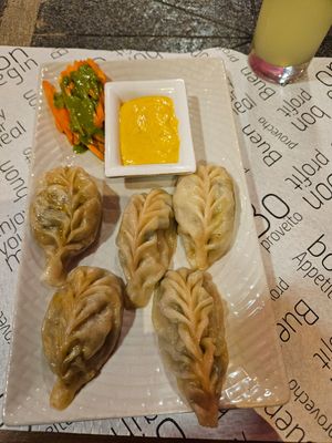 Mo: Mo at Vegan Mount in Barcelona