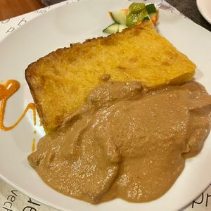 Estofado de seitán y pastel de patata (menú del día)  at Vegan Mount in Barcelona