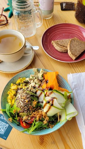 California Mango Salad (tofu option) at Brunch Club in Funchal
