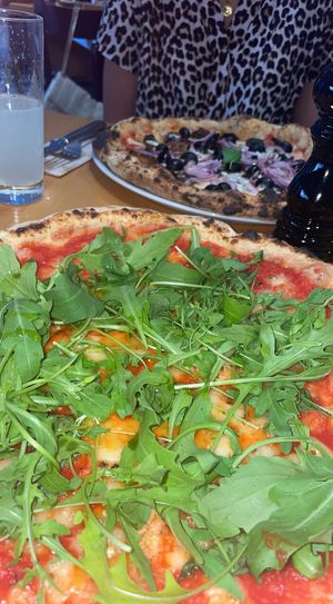 Pizza with rocket and vegan Mozarella  at Pizzeria Lume in Funchal