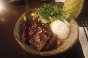 vegan duck and mango lassi at Vegang - P-Berg in Berlin