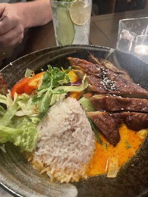 Duckin' Good (red coconut curry sauce)  at Vegang - P-Berg in Berlin
