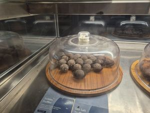 Snicker balls at Greenr Cafe in New Delhi