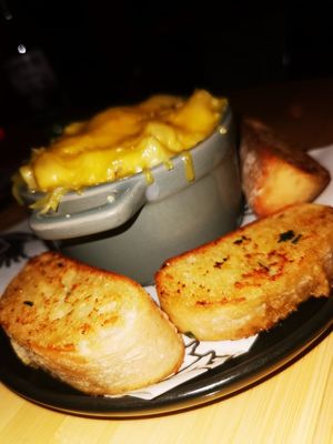 Mac and cheese OMGGGG at V-EDGE in Middlesbrough