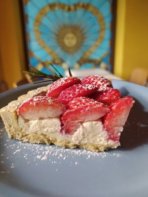 The tart tasted great but crust was dry at Sunshine Parlour in Seoul