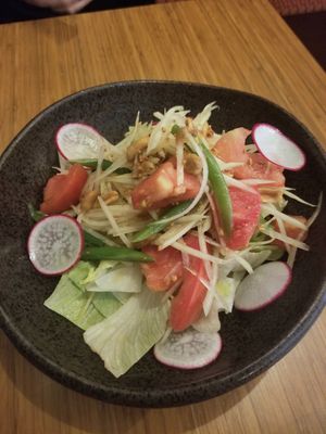 Papaya salad at Bangkok Thai in Fort Myers
