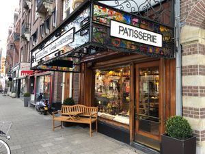  at Banketbakkerij Arnold Cornelis in Amsterdam