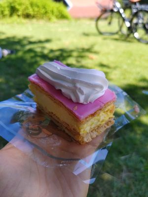  at Banketbakkerij Arnold Cornelis in Amsterdam